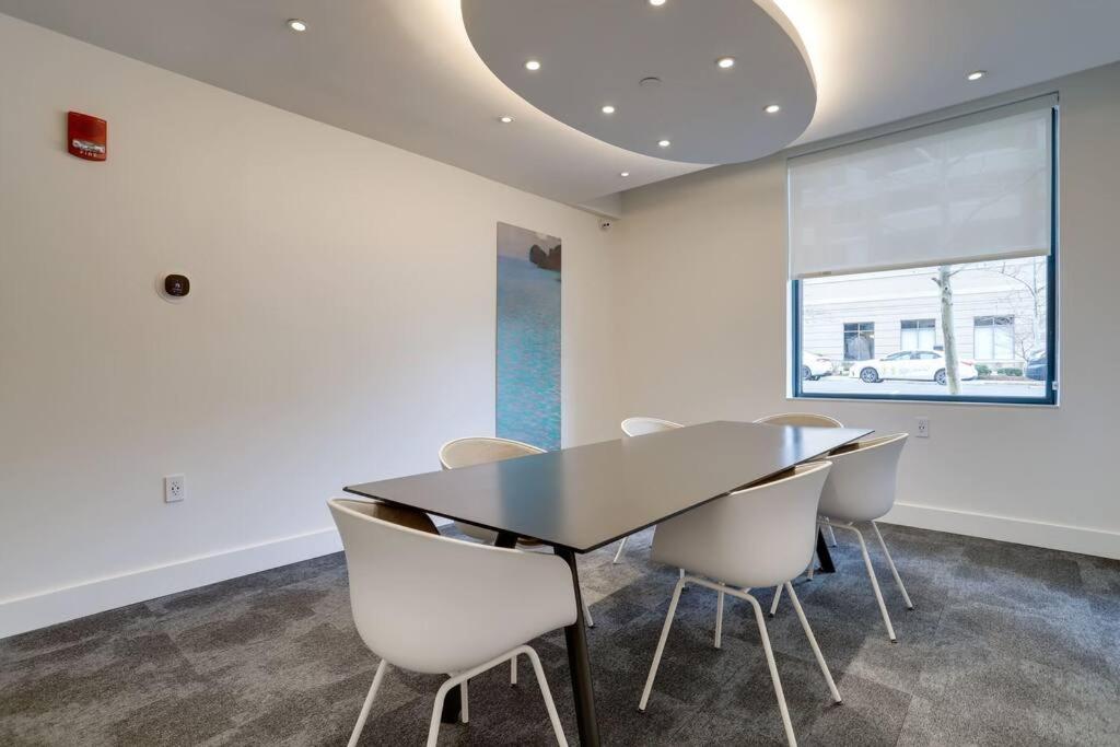 Fantastic 2 Bedroom Condo At Ballston With Gym Arlington Eksteriør billede