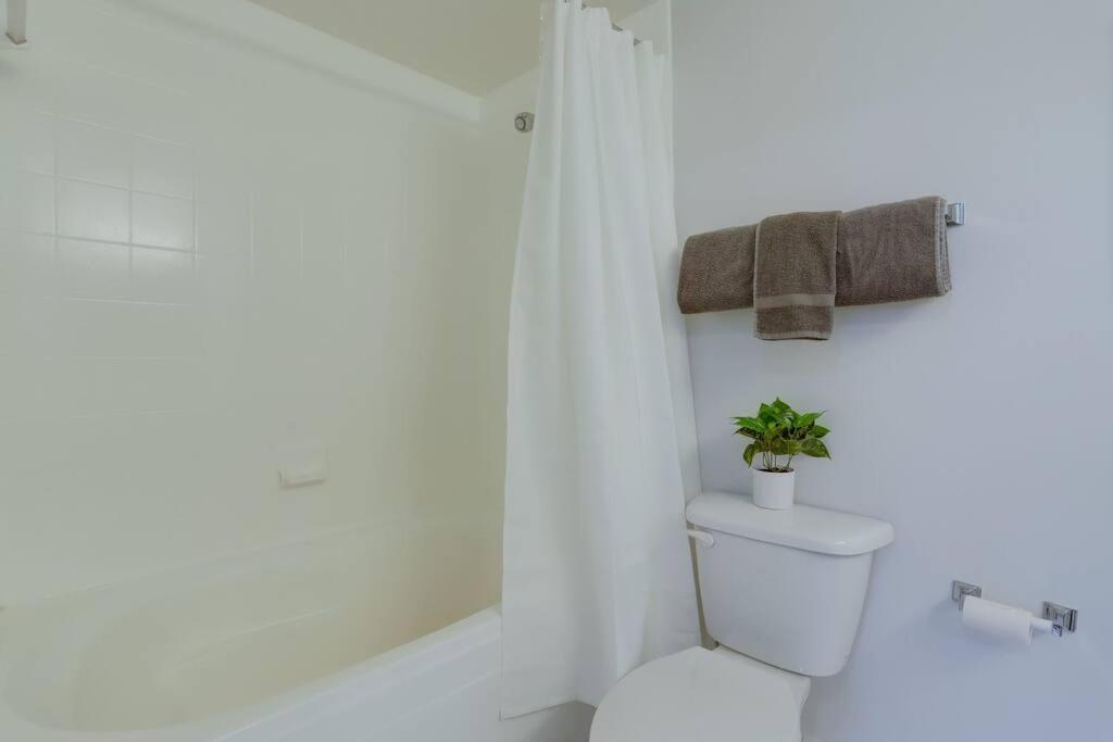 Fantastic 2 Bedroom Condo At Ballston With Gym Arlington Eksteriør billede